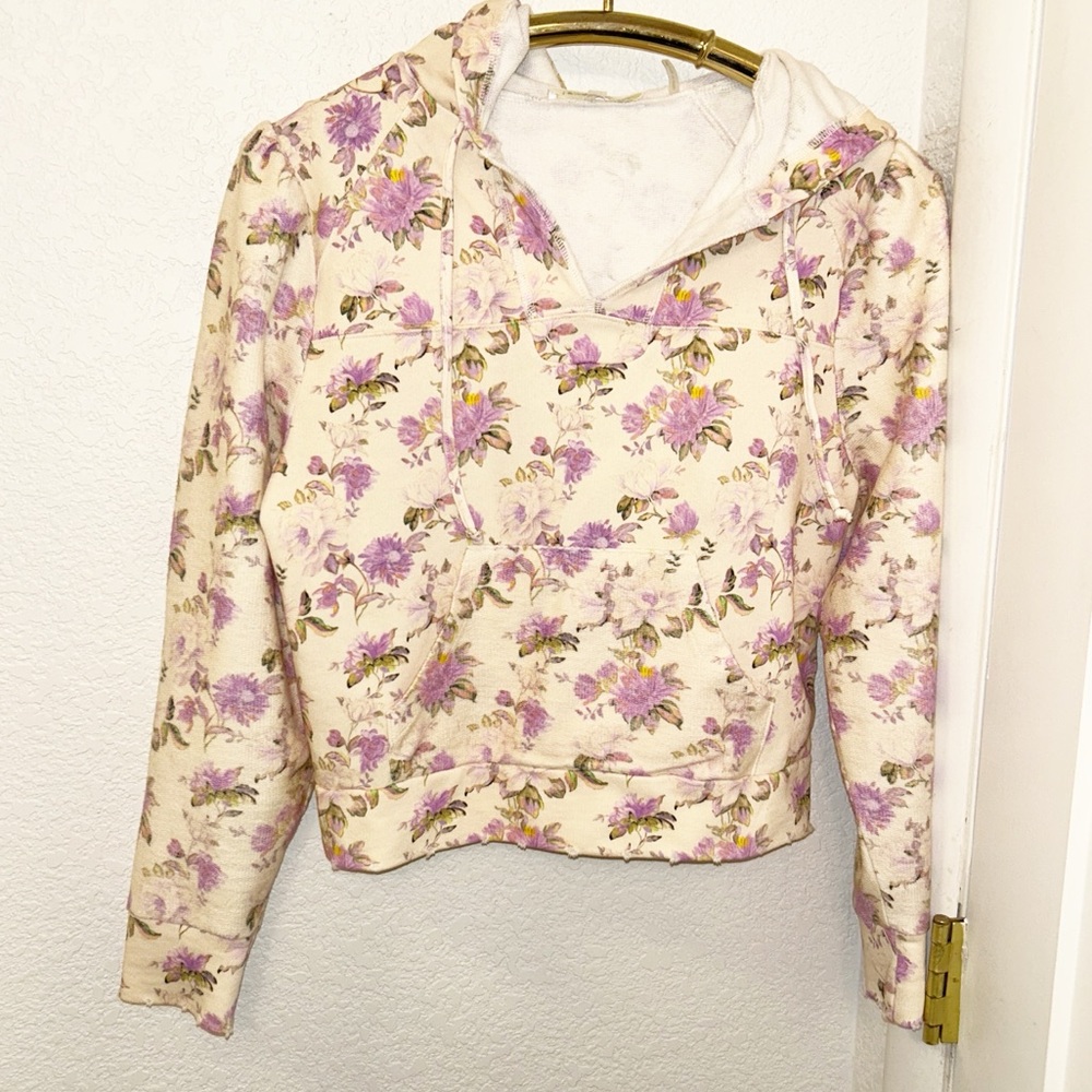 LoveShackFancy The Kirby Floral Distress Crop Hoodie Cotton Ultra Violet SZ: XS